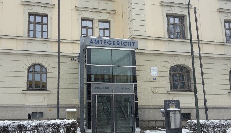 Auf frischer Tat in Bad Wiessee erwischt: Ein Kleinkrimineller musste sich vor dem Amtsgericht in Miesbach verantworten.