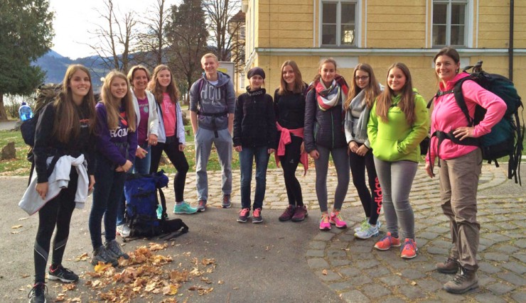 Im Rahmen ihres Projekt-Seminars geht es für diese Schüler im Mai auf Pilgerreise. 